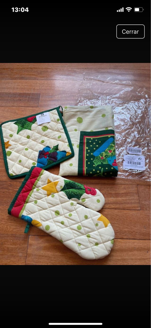 Lote Portico: Manoplas, Delantal y Paño Navideño