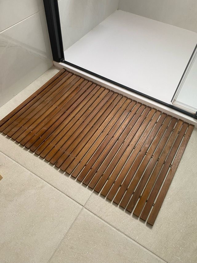 Alfombra de baño de madera de acacia