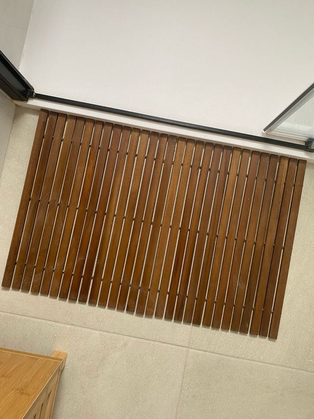 Alfombra de baño de madera de acacia