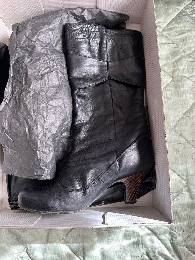 Botas Top Shop tacón negras lazo