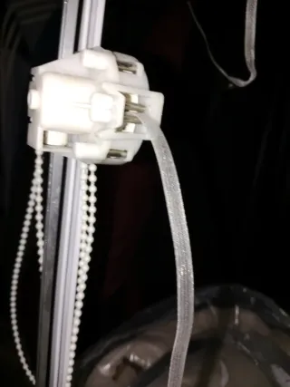 Mecanismo de cortina blanco