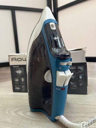 Plancha Vapor Rowenta 2200W 110g/min