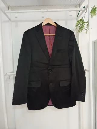Blazer negro raso hombre