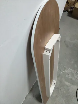 Mesa de comedor de madera