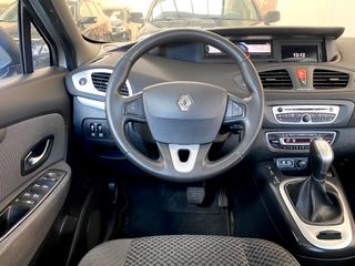 Renault Scenic 2011