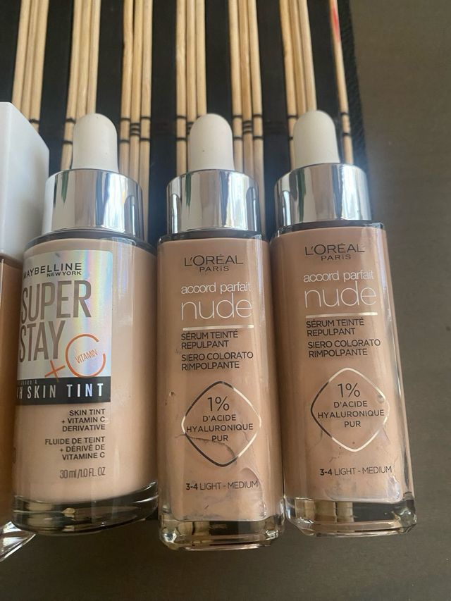 Lote bases maquillaje L'Oréal y Maybelline