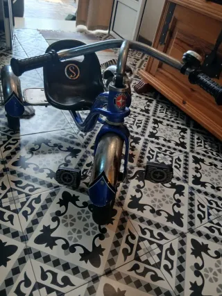 Triciclo Azul Schwinn