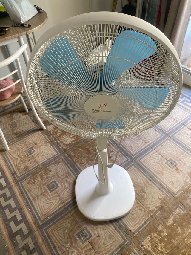 Ventilador de pie Arctic Wind