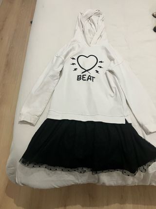 Vestido sudadera con falda de tul