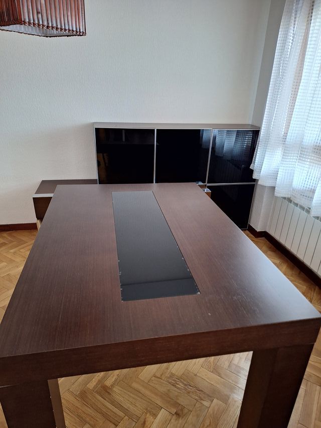 Mesa de salón madera y cristal