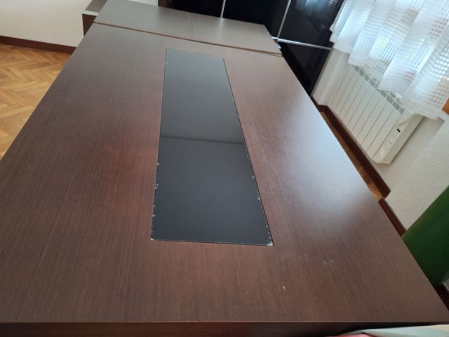 Mesa de salón madera y cristal