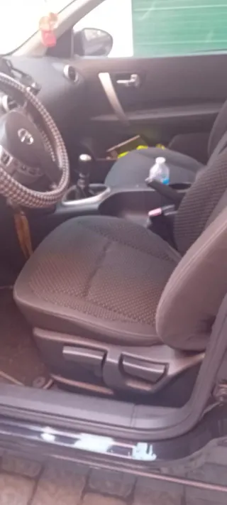 Nissan Qashqai+2 2010