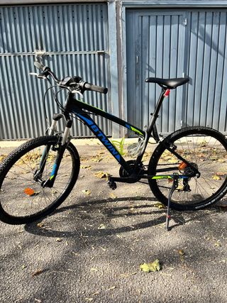 Bicicleta MTB BTWIN Negra/Azul
