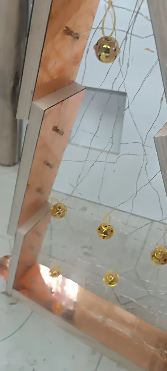 Albero di Natale in legno con luci led a batteria