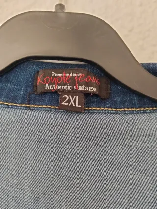 Cazadora vaquera azul