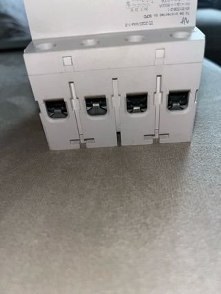 Interruptor Diferencial Schneider 40A 300mA