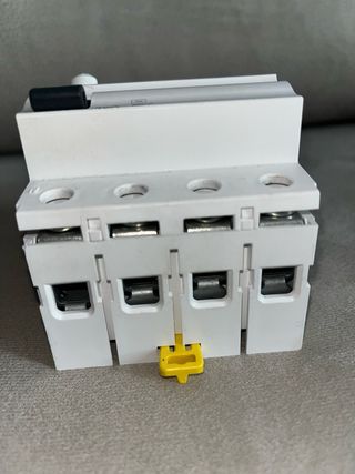 Interruptor Diferencial Schneider 40A 300mA