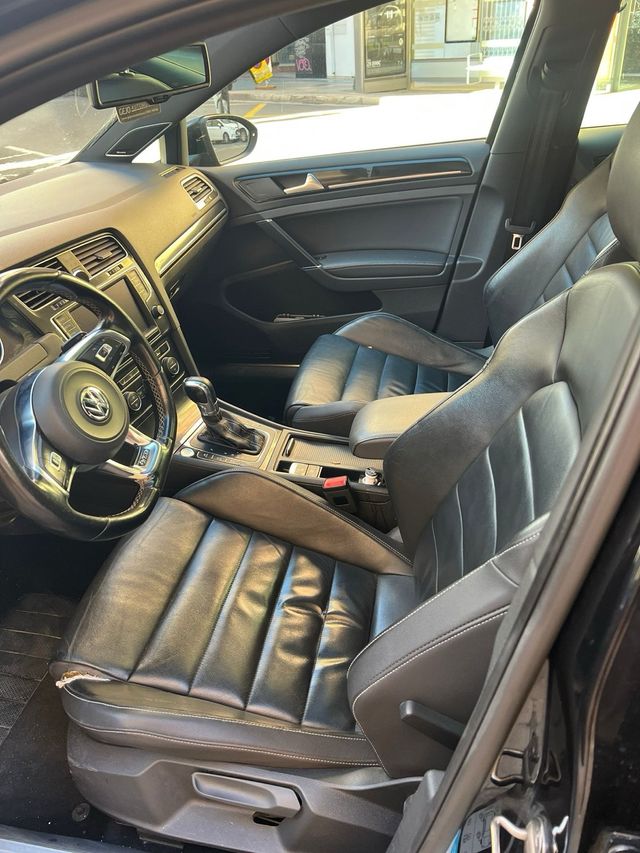 Volkswagen Golf 2014