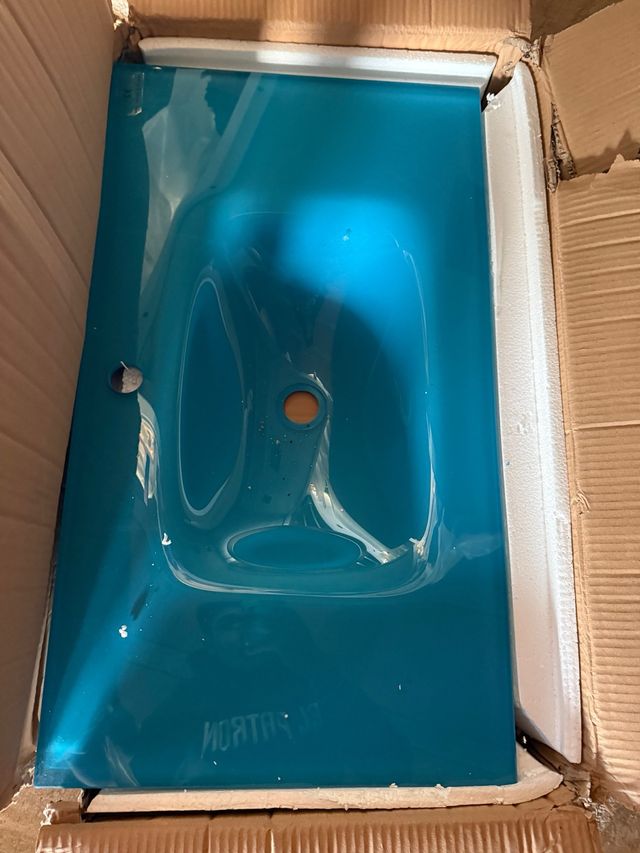 Lavabo de cristal azul