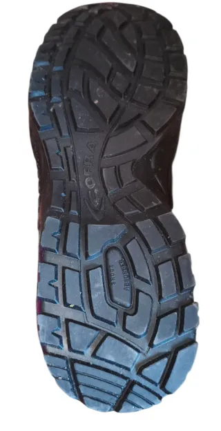 Botas de seguridad Cofra Hiker negras y rojas