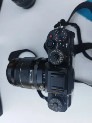 Cámara Fujifilm X-T1 + Lente 18-55mm  y 50-230mm .