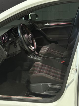 Volkswagen Golf Volkswagen Golf GTI Performance 2.0 TSI 180kW(245CV) DSG