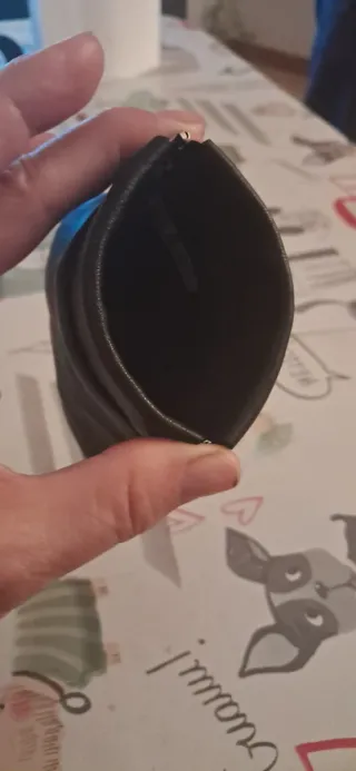 Bolsito de piel para monedas