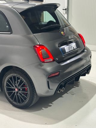 Abarth 500 Abarth 500 695 1.4 16v T-Jet 132kW (180 CV)