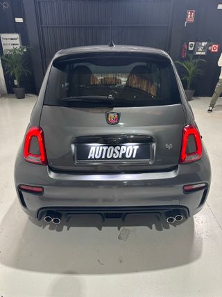 Abarth 500 Abarth 500 695 1.4 16v T-Jet 132kW (180 CV)