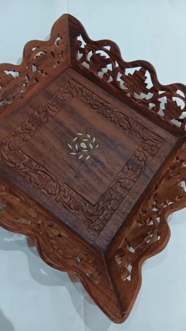 Bandeja madera tallada artesanal