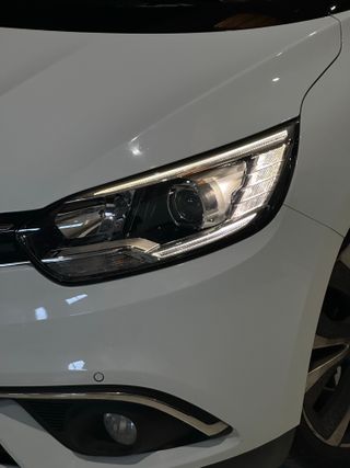 Renault Grand Scénic BOSE Energy dCi 81kW (110CV) eco2 7p E6