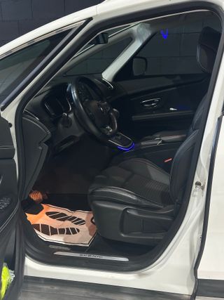 Renault Grand Scénic BOSE Energy dCi 81kW (110CV) eco2 7p E6