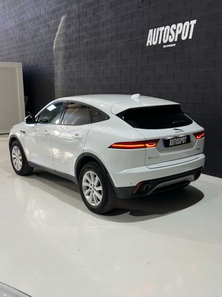 Jaguar E-Pace Jaguar E-Pace 2.0D 110kW R-Dynamic