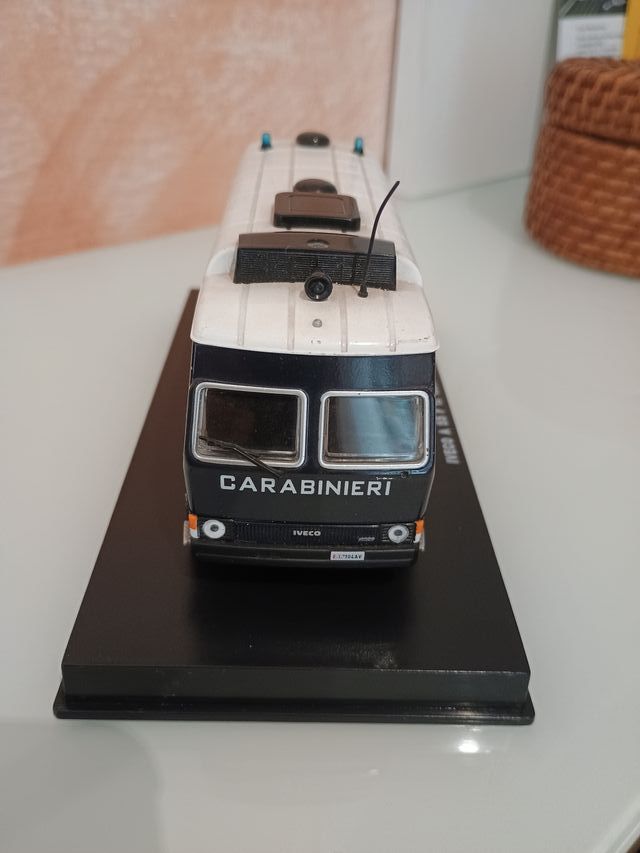 Modellino Iveco A 55 F 13 Carabinieri