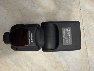 Cámara Réflex Negra