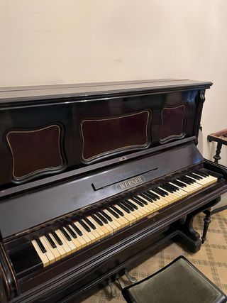 Piano Werner