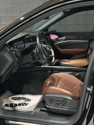 Audi e-tron Sportback Audi e-tron Sportback Black line 50 quattro