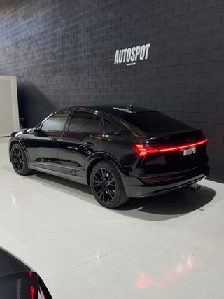 Audi e-tron Sportback Audi e-tron Sportback Black line 50 quattro