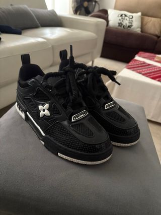 Zapatos Louis Vuitton Trainer Negros