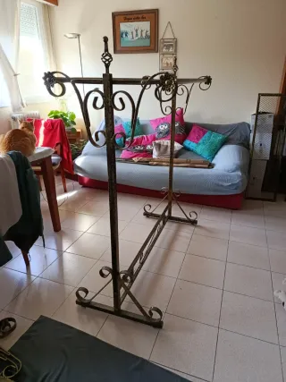 Perchero Metálico Dorado Vintage