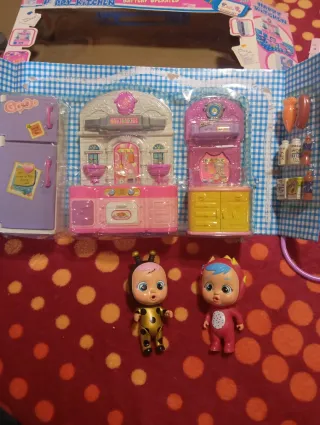 Cocinita más dos bebés