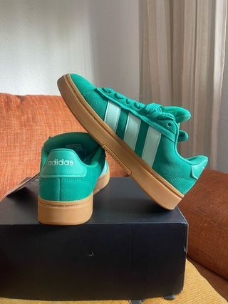 Zapatillas Adidas Verdes y Marrones