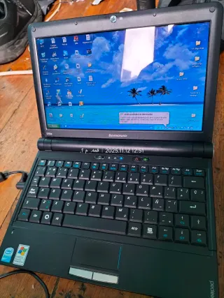 Portátil Lenovo S10e Negro