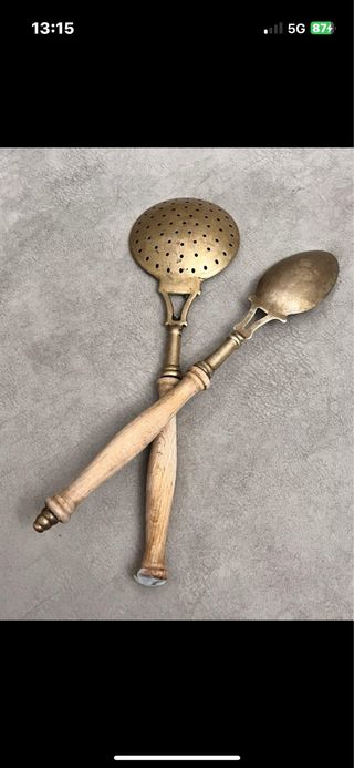 Cucchiai da servire vintage in bronzo e legno