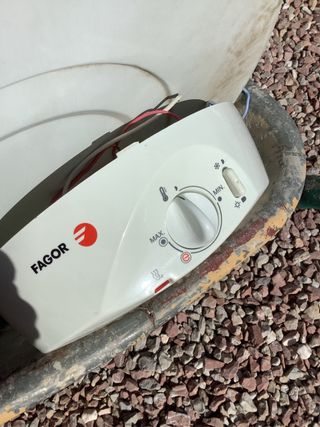 Calentador Eléctrico FAGAR