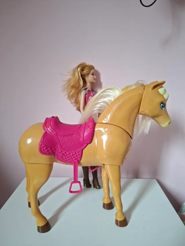 Barbie a caballo
