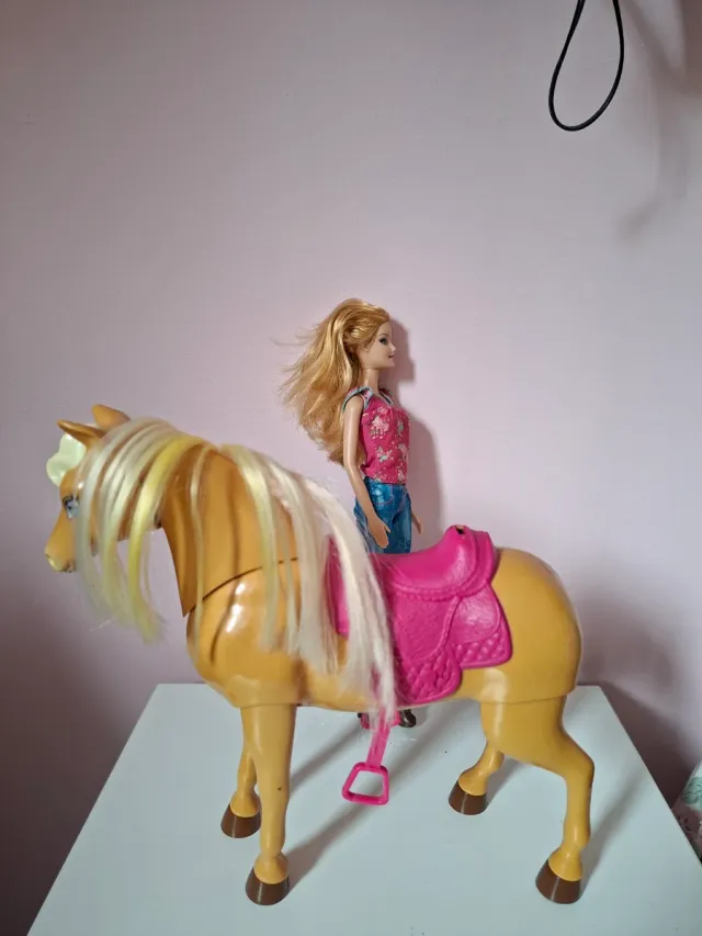 Barbie a caballo