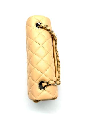 Bolso Chanel Classic Flap Beige Dorado