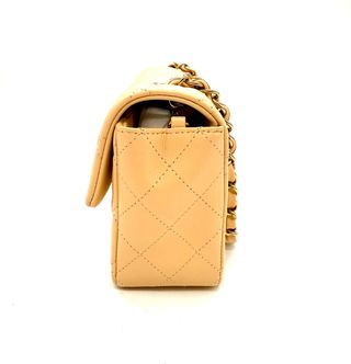 Bolso Chanel Classic Flap Beige Dorado