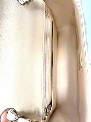Bolso Chanel Classic Flap Beige Dorado